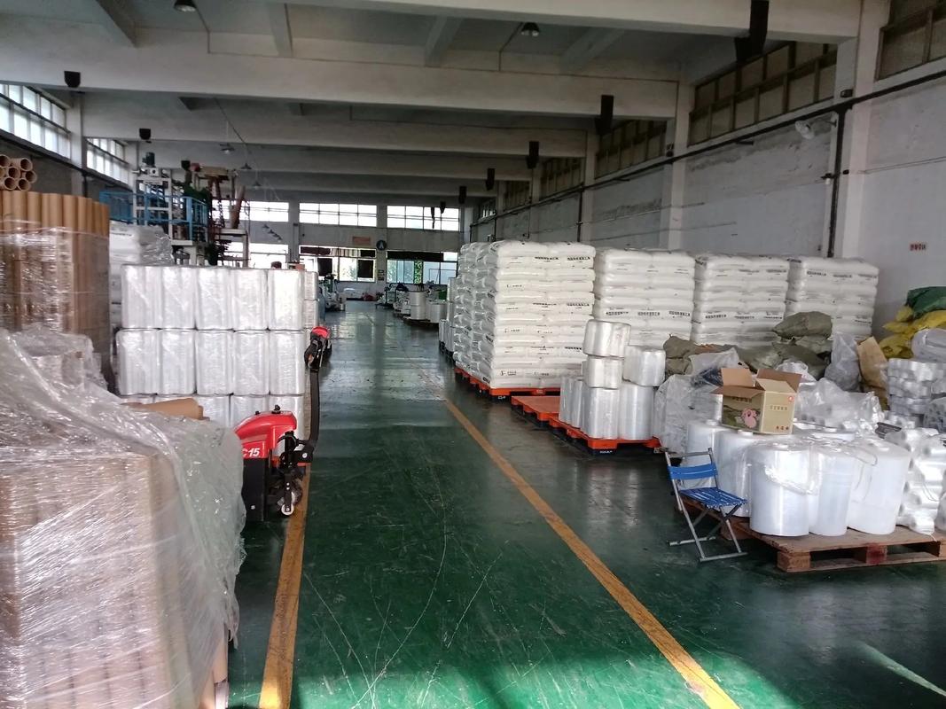 塑料制品 #包装材料 #生产车间现场 #车间实拍 #日出而